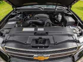 Chevrolet Suburban (2006) thumbnail 31