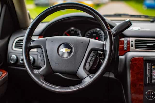 Chevrolet Tahoe (2010) thumbnail 22