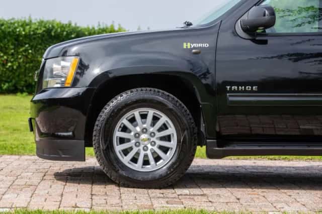 Chevrolet Tahoe (2010) thumbnail 9