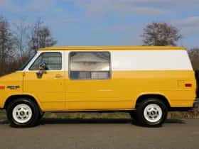 Chevrolet Van (1993) thumbnail 16