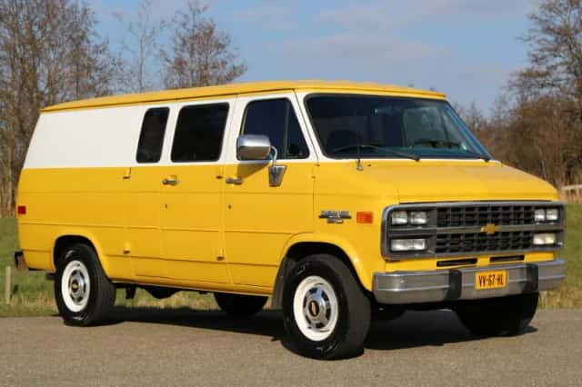 Chevrolet Van (1993) thumbnail 19