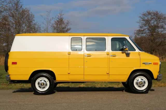 Chevrolet Van (1993) thumbnail 20