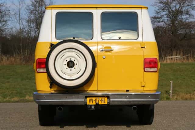 Chevrolet Van (1993) thumbnail 22