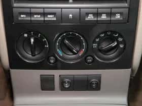 Ford Explorer (2006) thumbnail 22