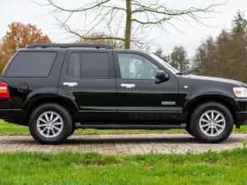 Ford Explorer (2006) thumbnail 6