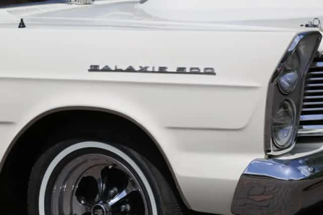 Ford Galaxie (1965) thumbnail 21