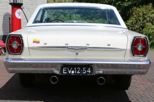 Ford Galaxie (1965) thumbnail 26