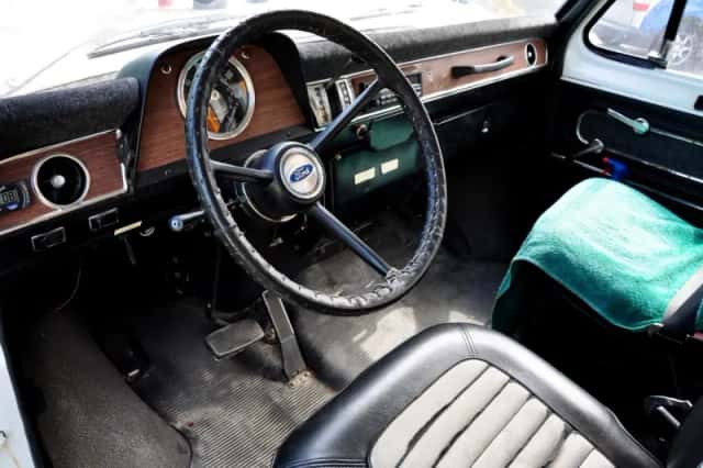 Ford Transit (1974) thumbnail 18