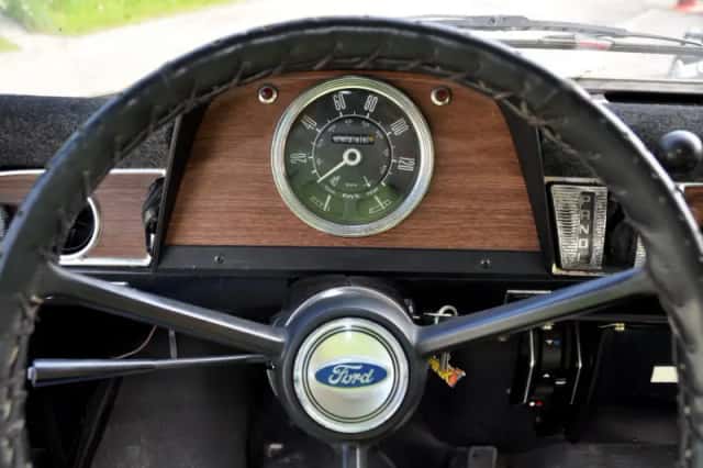 Ford Transit (1974) thumbnail 21