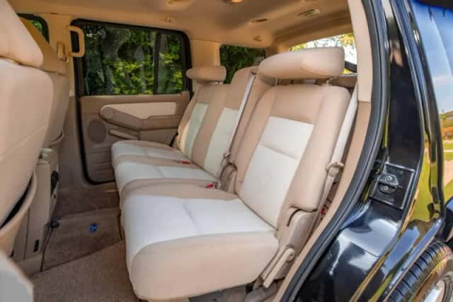 Ford Explorer (2009) thumbnail 17