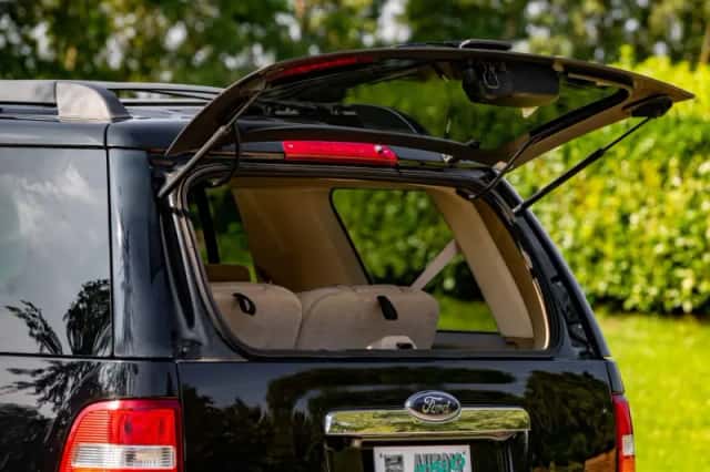 Ford Explorer (2009) thumbnail 30
