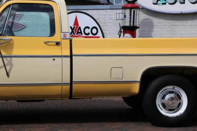 GMC Pick-Up (1979) thumbnail 12