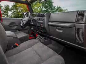 Jeep Wrangler thumbnail 30