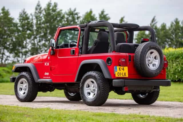 Jeep Wrangler (2004) thumbnail 4