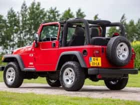 Jeep Wrangler thumbnail 4