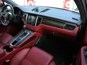 Porsche Macan (2015) thumbnail 29