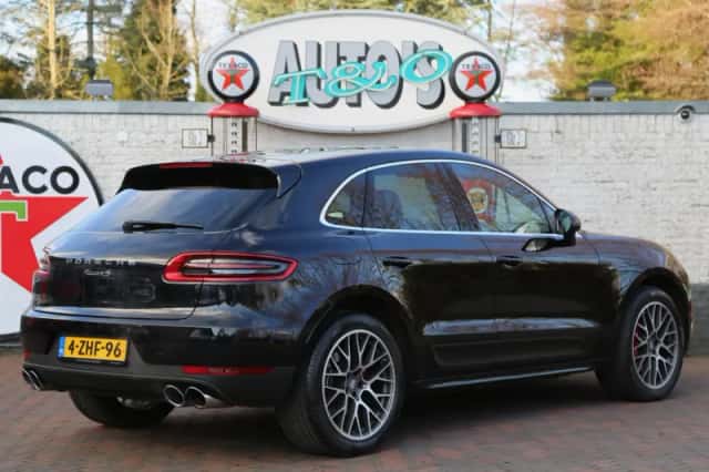 Porsche Macan (2015) thumbnail 4
