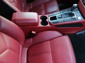 Porsche Macan (2015) thumbnail 33