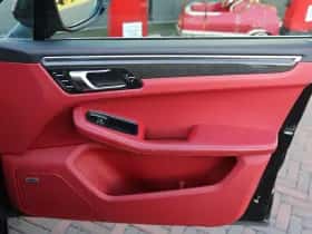 Porsche Macan (2015) thumbnail 46