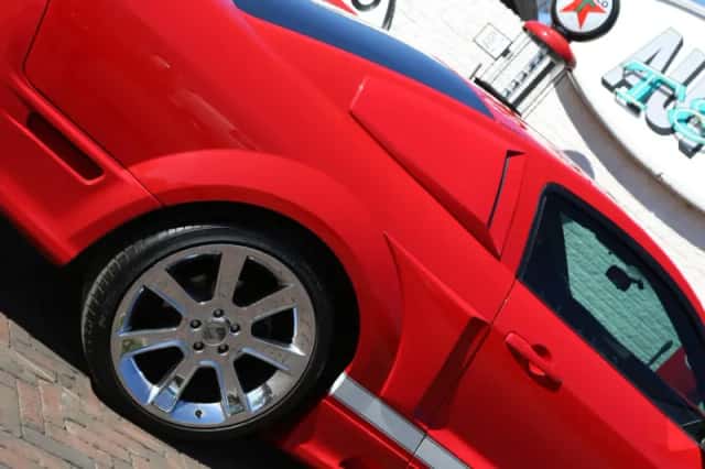 Ford Saleen (2005) thumbnail 11