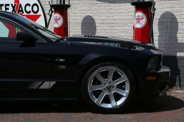 Ford Saleen S281 (2007) thumbnail 13