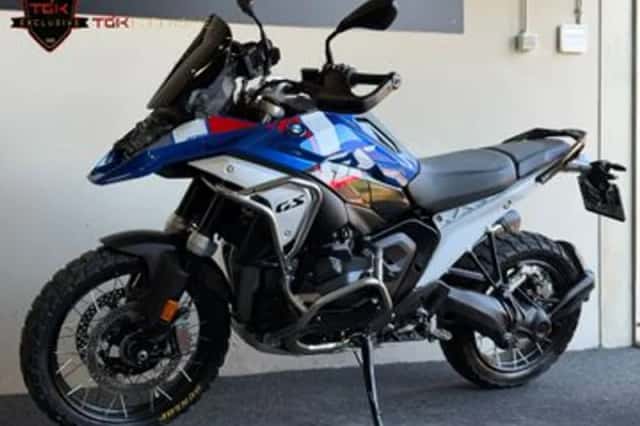 BMW R (2025) thumbnail 6