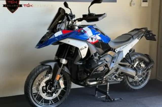 BMW R (2025) thumbnail 6