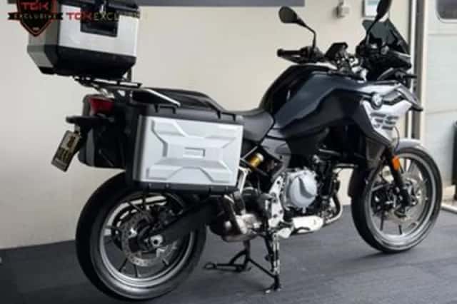 BMW F (2019) thumbnail 3
