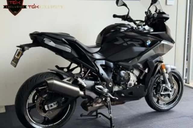 BMW S (2020) thumbnail 3