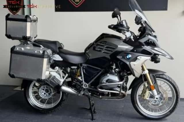 BMW R (2017) thumbnail 2