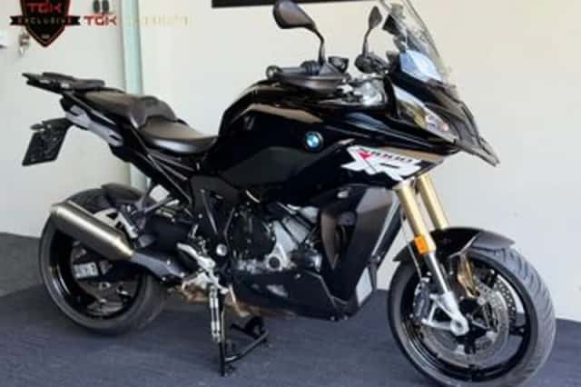 BMW S (2025) thumbnail 1