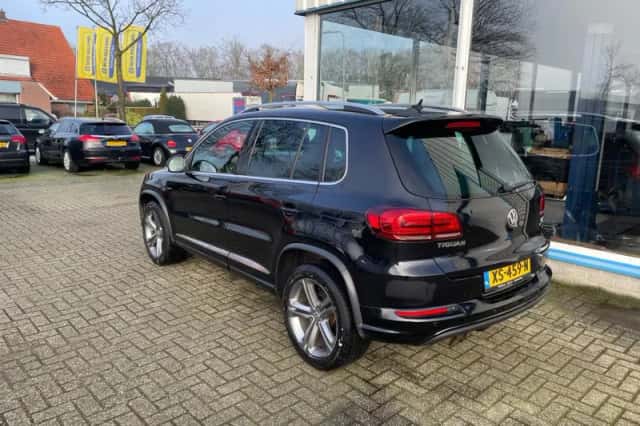 Volkswagen Tiguan (2014) thumbnail 3