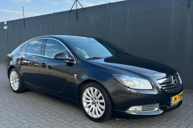 Opel Insignia (2012) thumbnail 5