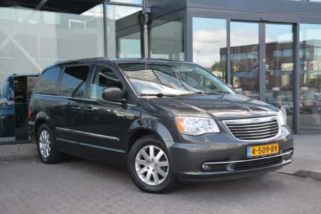 Chrysler Town (2013) thumbnail 2
