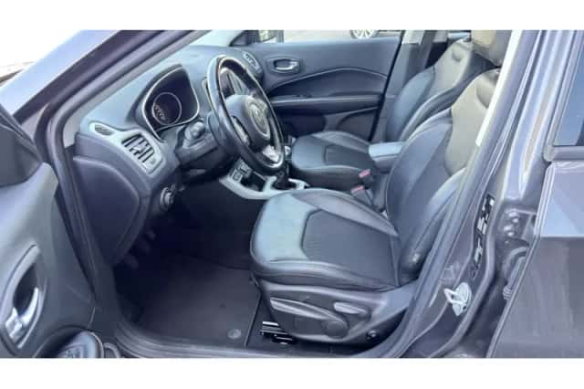 Jeep Compass (2021) thumbnail 4