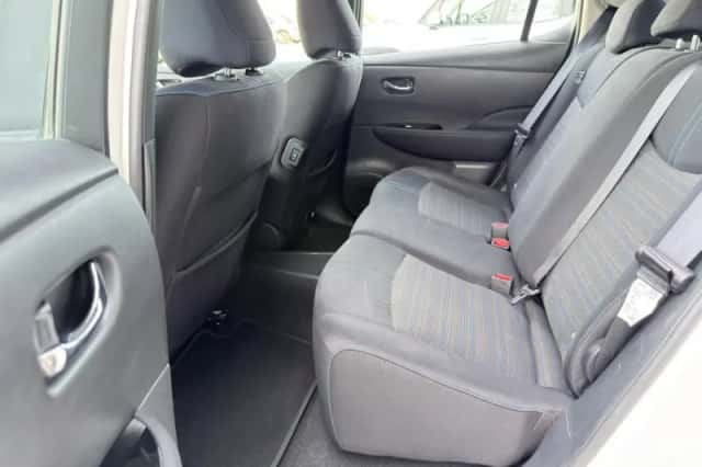 Nissan Leaf (2019) thumbnail 6