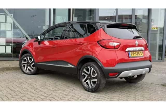 Renault Captur (2016) thumbnail 3