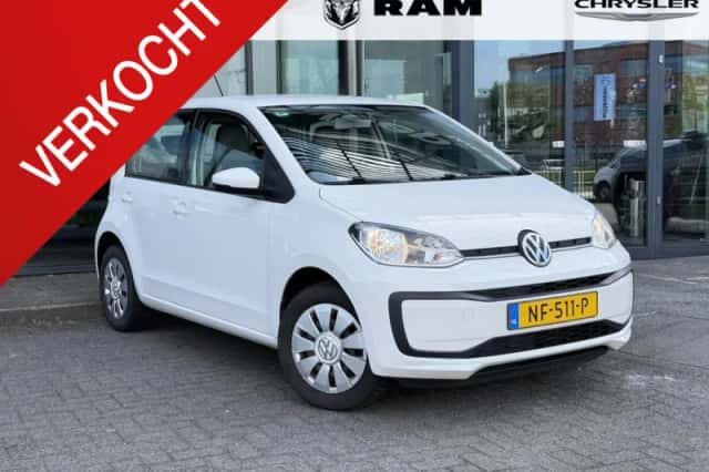 Volkswagen Up! (2017) thumbnail 1
