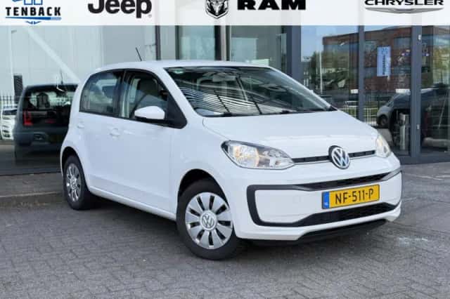 Volkswagen Up! (2017) thumbnail 1