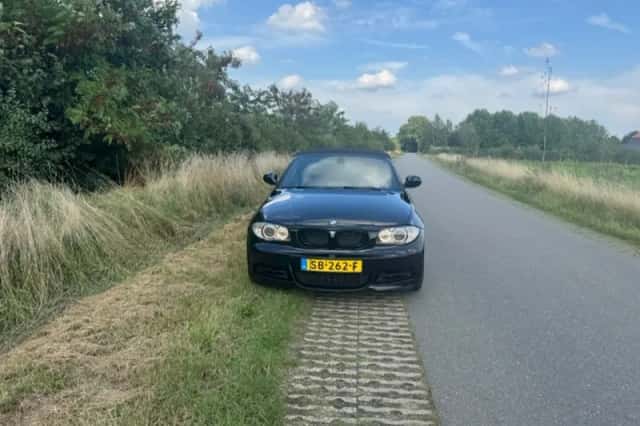 BMW 1-Serie (2011) thumbnail 4
