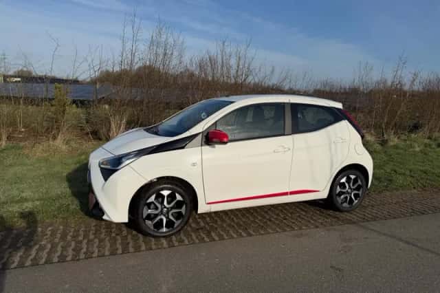 Toyota Aygo (2019) thumbnail 1