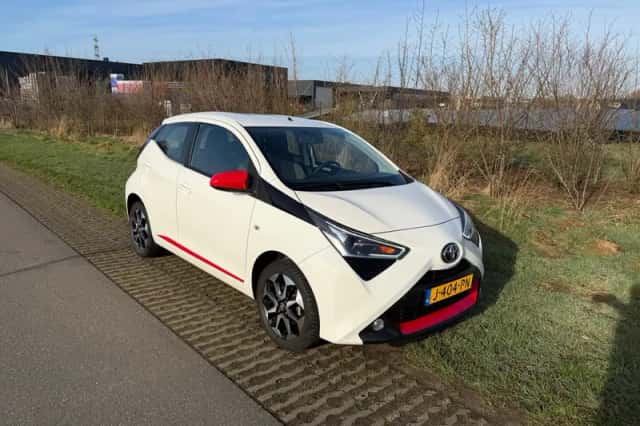 Toyota Aygo (2019) thumbnail 6