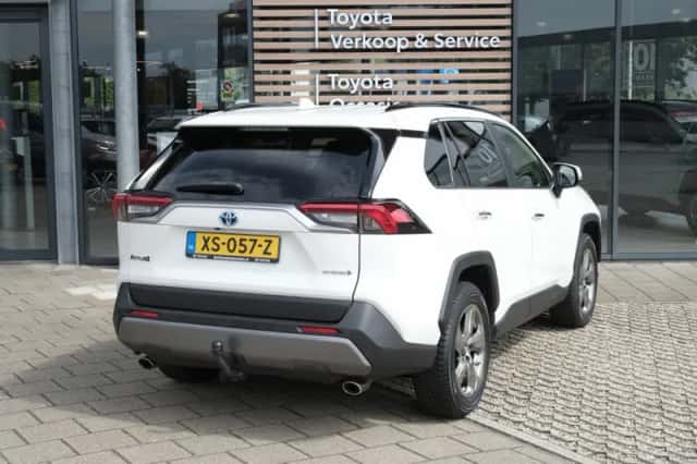 Toyota RAV4 (2019) thumbnail 5