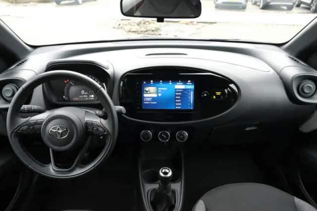 Toyota Aygo X (2025) thumbnail 3