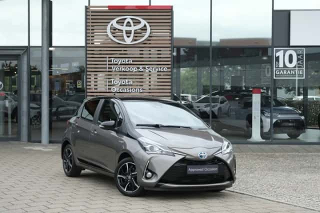 Toyota Yaris (2018) thumbnail 2