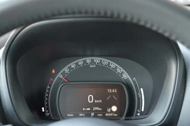 Toyota Aygo X (2022) thumbnail 3