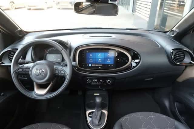 Toyota Aygo X (2022) thumbnail 4