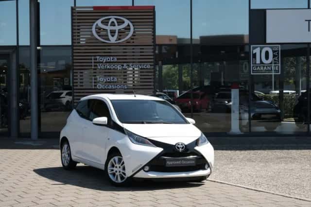 Toyota Aygo (2018) thumbnail 2