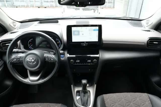 Toyota Yaris Cross (2022) thumbnail 4