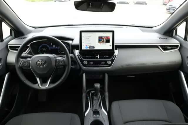 Toyota Corolla (2025) thumbnail 4